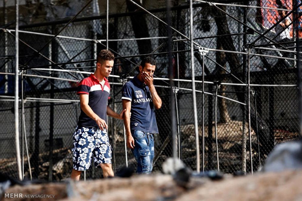 تصاویر/حریق در کمپ آوارگان در یونان‎